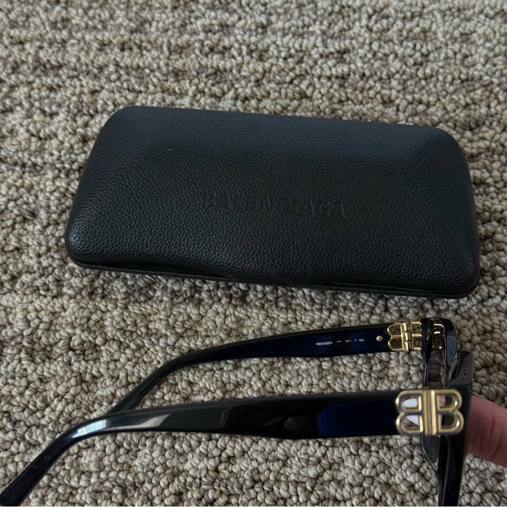 Balenciaga Black and Gold Oversized Sunglasses - Picture 4 of 8